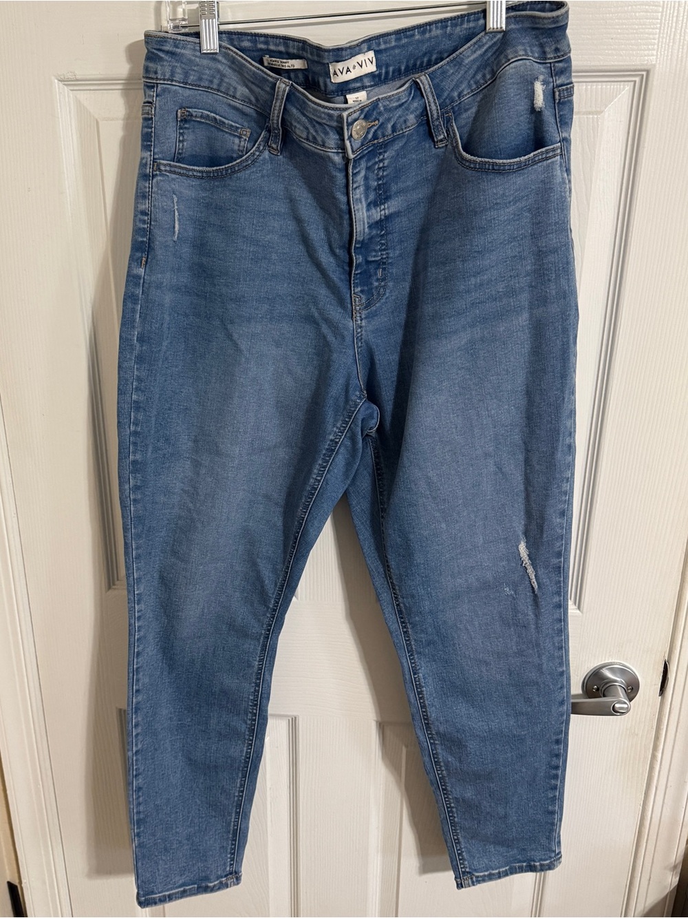 Ava & Viv Medium Blue Skinny Jeans with Subtle Distressing